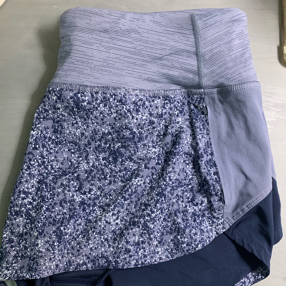 Outdoor Voices Shorts M purple